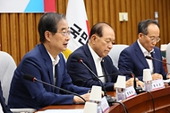 한덕수 국무총리가 2일 서울 여의도 국회에서 열린 ‘제17차 고위당·정협의회’에서 발언하고 있다.