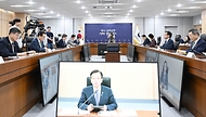 최상목 경제부총리 겸 기획재정부 장관이 3일 정부세종청사에서 열린 ‘경제관계장관회의’를 주재하며 발언하고 있다.