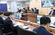 최상목 경제부총리 겸 기획재정부 장관이 3일 정부세종청사에서 열린 ‘경제관계장관회의’를 주재하며 발언하고 있다.