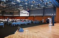 안덕근 산업통상자원부 장관이 3일 서울 중구 대한상공회의소 국제회의장에서 열린 ‘한미 첨단분야 청년교류 지원사업 1기 장학생 발대식’에 참석해 축사하고 있다.