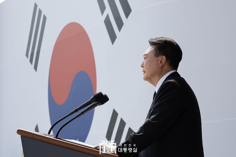 윤석열 대통령이 6일 서울 동작구 국립서울현충원에서 열린 ‘제69회 현충일 추념식’에서 추념사를 하고 있다.