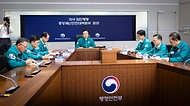 조규홍 보건복지부 장관이 18일 서울 종로구 정부서울청사에서 열린 의사 집단행동 중앙재난안전대책본부 회의를 주재하고 있다.