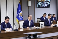 한덕수 국무총리가 20일 정부세종청사에서 열린 ‘제41회 국정현안관계장관회의’를 주재하며 발언하고 있다.
