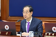 한덕수 국무총리가 9일 서울 종로구 정부서울청사에서 열린 ‘제30회 국무회의’에서 발언하고 있다.