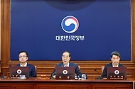 한덕수 국무총리가 9일 서울 종로구 정부서울청사에서 열린 ‘제30회 국무회의’에서 발언하고 있다.