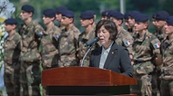 강정애 국가보훈부 장관이 10일 경기도 양평군 지평면 UN기념비에서 열린 프랑스 지평리전투 기념식에 참석하여 기념사를 하고 있다.