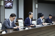 한덕수 국무총리가 18일 정부세종청사에서 열린 ‘제42회 국정현안관계장관회의’에서 발언하고 있다. 