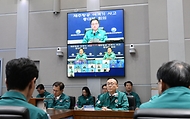 최상목 대통령 권한대행 부총리 겸 기획재정부 장관이 1월 7일 오전 서울 종로구 정부서울청사에서 열린 ‘제주항공 여객기 사고 제12차 중앙안전재난대책본부 회의’를 주재, 모두발언을 하고 있다.