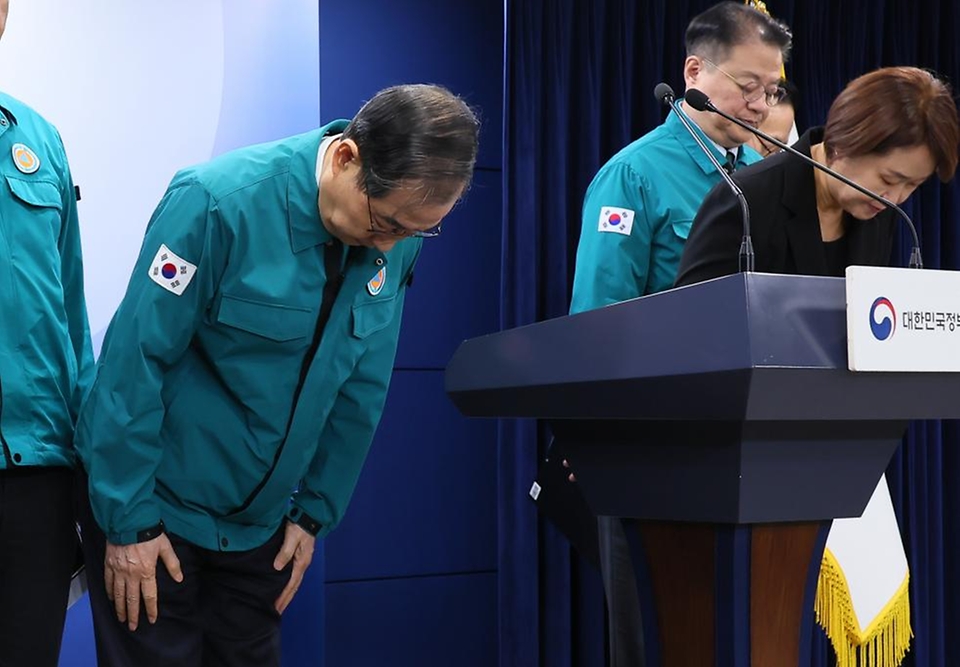 한덕수 대통령 권한대행 국무총리가 26일 세종대로 정부서울청사에서 산불 예방 관련 대국민담화를 하고 있다.