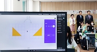 이주호 부총리 겸 교육부 장관은 4월 23일(수) 청주 복대초를 방문하여 인공지능(AI) 디지털 교과서를 활용한 수업을 참관하고 교육청, 학교 관계자 등과 간담회를 개최에 참석하였다.