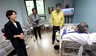 이기일 보건복지부 제1차관은 장마철을 앞두고 사회복지시설의 안전관리 실태를 점검하기 위해 6월 13일(금) 15시, 서울 관악구에 위치한 ‘서울숲요양원’을 방문했다.
