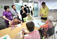 이기일 보건복지부 제1차관은 장마철을 앞두고 사회복지시설의 안전관리 실태를 점검하기 위해 6월 13일(금) 15시, 서울 관악구에 위치한 ‘서울숲요양원’을 방문했다.