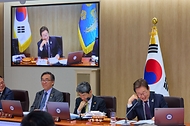 이재명 대통령이 10일 서울 용산 대통령실에서 열린 국무회의에서 발언하고 있다.