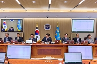 이재명 대통령이 5일 제29회 국무회의를 주재하고 있다.