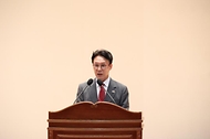 김민석 국무총리가 7일 세종 다솜로 정부세종청사 대강당에서 열린 취임식에서 취임사를 하고 있다.