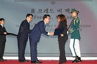 김민석 국무총리가 27일 경기도 고양시 킨텍스에서 열린 유엔군 참전의 날 기념식에 참석, 기념사를 하고 있다.
