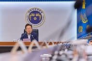 이재명 대통령이 30일 서울 용산 대통령실 청사에서 열린 비상경제점검 태스크포스(TF) 3차 회의에서 발언하고 있다.