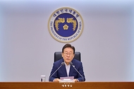 이재명 대통령이 30일 서울 용산 대통령실 청사에서 열린 비상경제점검 태스크포스(TF) 3차 회의에서 발언하고 있다.