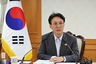 김민석 국무총리가 5일 세종대로 정부서울청사에서 열린 제7차 바이오헬스혁신위원회를 참석, 모두발언을 하고 있다.