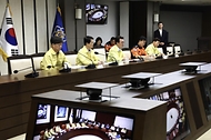 김민석 국무총리가 8일 세종 다솜로 정부세종청사에서 열린 국가테러대책위원회 회의를 주재, 모두발언을 하고 있다.