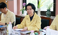 최은옥 교육부 차관은 7월 23일(수) 집중호우 피해학교 복구 현장을 점검하기 위해 한일고등학교를 방문하였다. 
