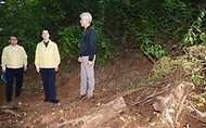 최은옥 교육부 차관은 7월 23일(수) 집중호우 피해학교 복구 현장을 점검하기 위해 한일고등학교를 방문하였다. 