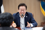 이재명 대통령이 22일 용산 대통령실에서 열린 제1회 국가과학기술자문회의 전원회의에서 발언하고 있다.