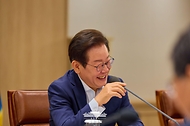 이재명 대통령이 22일 용산 대통령실에서 열린 제1회 국가과학기술자문회의 전원회의에서 발언하고 있다.