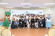 오유경 처장이 11일 서울 광진구 세종대학교 대양AI센터에서 나트륨·당을 줄인 건강한 식생활 실천 및 확산을 위해 김혜경 여사와 함께 '제14회 나트륨·당을 줄인 삼삼한 요리 경연대회'를 개최했다.