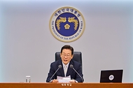 이재명 대통령이 11일 서울 용산 대통령실 청사에서 열린 수석·보좌관 회의에서 발언하고 있다.
