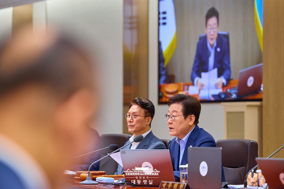 이재명 대통령이 29일 서울 용산 대통령실 청사에서 열린 제39회 임시 국무회의에서 발언하고 있다.