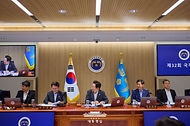 이재명 대통령이 22일 서울 용산 대통령실 청사에서 열린 국무회의를 주재하고 있다. 
