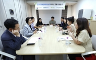 이스란 보건복지부 제1차관은 9월 24일(수) 오후 3시 경기도 소재 피해장애아동쉼터를 방문하여 종사자 등 관계자들을 격려하고 애로사항에 대한 의견을 청취하였다.