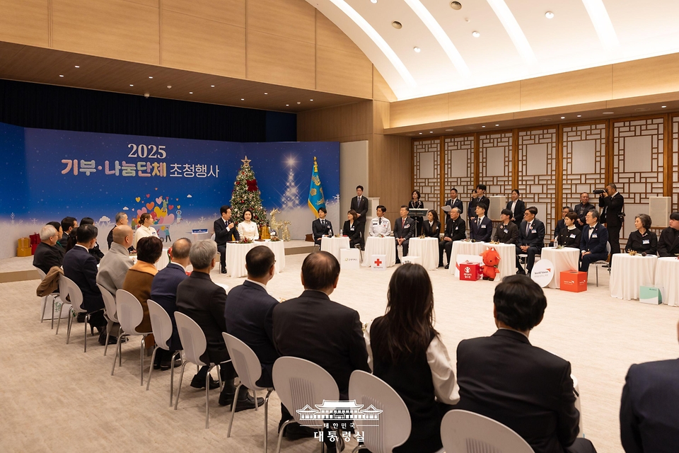 이재명 대통령이 16일 용산 대통령실에서 열린 기부나눔 초청행사에서 발언하고 있다. 