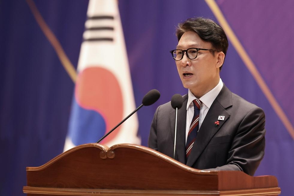 김민석 국무총리가 1월 2일 세종 다솜로 정부세종청사 에서 열린 2026년 정부 시무식에서 신년사를 하고 있다.