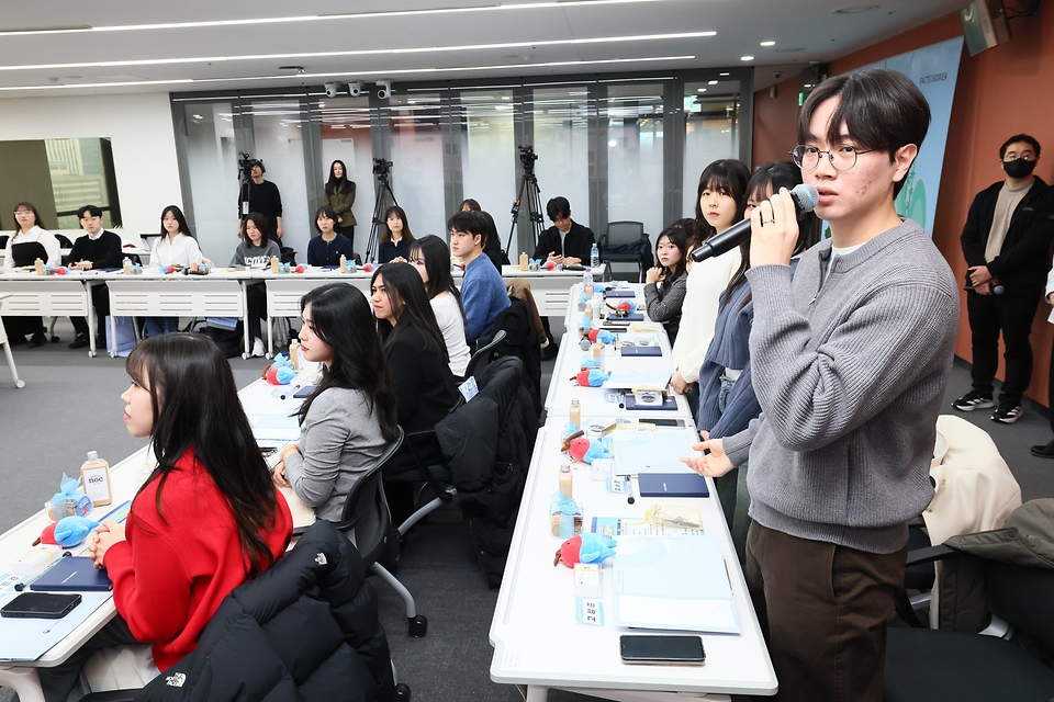 문화체육관광부는 '제20기 대한민국 바로알림단' 발대식을 2월 10일 서울 한국프레스센터에서 개최했다. 내외국인 청년 40명이 활동하는 '제20기 대한민국 바로알림단'은 앞으로 5개월 동안 한국 관련 오류를 신고하고, 정확한 정보를 알리는 활동을 한다.