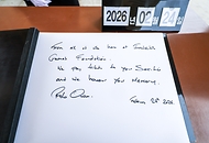 2월 24일 세계 상이군인 체육대회 2029 인빅터스 게임 개최 후보지 실사를 위해 대전을 방문 중인 인빅터스재단 실사단이 국립대전현충원을 방문해 참배 후 롭 오웬 재단 대표가 작성한 방명록.