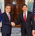 조현 외교부 장관이 2월 3일(현지 시간) 마르코 루비오(Marco Rubio) 美 국무장관 겸 국가안보보좌관과 한미 외교장관회담을 개최하고, '한미 정상회담 공동 설명 자료(Joint Fact Sheet, JFS)' 이행, 북한 문제, 지역 및 글로벌 정세 등에 대해 의견을 교환하고 있다.