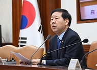 구윤철 부총리 겸 재정경제부 장관이 3월 12일 서울 종로구 정부서울청사에서 열린 '민생물가 특별관리 관계장관 TF'를 주재, 모두발언을 하고 있다.