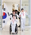 최휘영 문화체육관광부 장관은 3월 17일 인천국제공항 2터미널에서 열린 2026 밀라노·코르티나담페초 동계패럴림픽 선수단 해단식에 참석해 선수들을 격려했다.