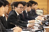 김민석 국무총리가 3월 20일 세종대로 정부서울청사에서 열린 제39차 국가지식재산위원회를 주재하고 있다.