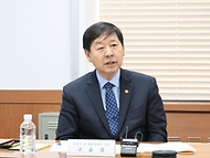 구윤철 부총리 겸 재정경제부 장관이 3월 20일 서울 종로구 정부서울청사에서 열린 '제1차 국제금융기구 전략점검회의'를 주재하고 있다.