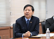 구윤철 부총리 겸 재정경제부 장관이 3월 20일 서울 종로구 정부서울청사에서 열린 '제1차 국제금융기구 전략점검회의'를 주재하고 있다.