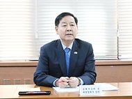 구윤철 부총리 겸 재정경제부 장관이 3월 22일 서울 종로구 정부서울청사에서 중동상황에 따른 고유가 대응 관계장관 간담회를 주재하고 있다.