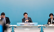 이재명 대통령이 3월 20일 청와대 영빈관에서 열린 중소기업인과의 대화에서 발언하고 있다.