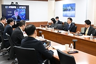 구윤철 부총리 겸 재정경제부 장관이 3월 20일 서울 종로구 정부서울청사에서 열린 '제1차 국제금융기구 전략점검회의'를 주재하고 있다.