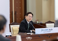 이재명 대통령이 3월 27일 서울 국방부에서 열린 전군주요지휘관회의에서 발언하고 있다.