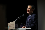 국립민속박물관 개관 80주년 기념식이 4월 24일 서울 종로구 국립민속박물관에서 열렸다. 같은 날 전통풍물 공연 '화양연희'가 국립민속박물관 앞마당에서 진행됐다.