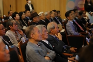 국립민속박물관 개관 80주년 기념식이 4월 24일 서울 종로구 국립민속박물관에서 열렸다. 같은 날 전통풍물 공연 '화양연희'가 국립민속박물관 앞마당에서 진행됐다.