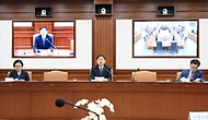 구윤철 부총리 겸 재정경제부 장관이 4월 30일 서울 종로구 정부서울청사에서 열린 '비상경제본부회의 겸 경제관계장관회의 겸 대외경제장관회의'를 주재, 모두발언을 하고 있다.